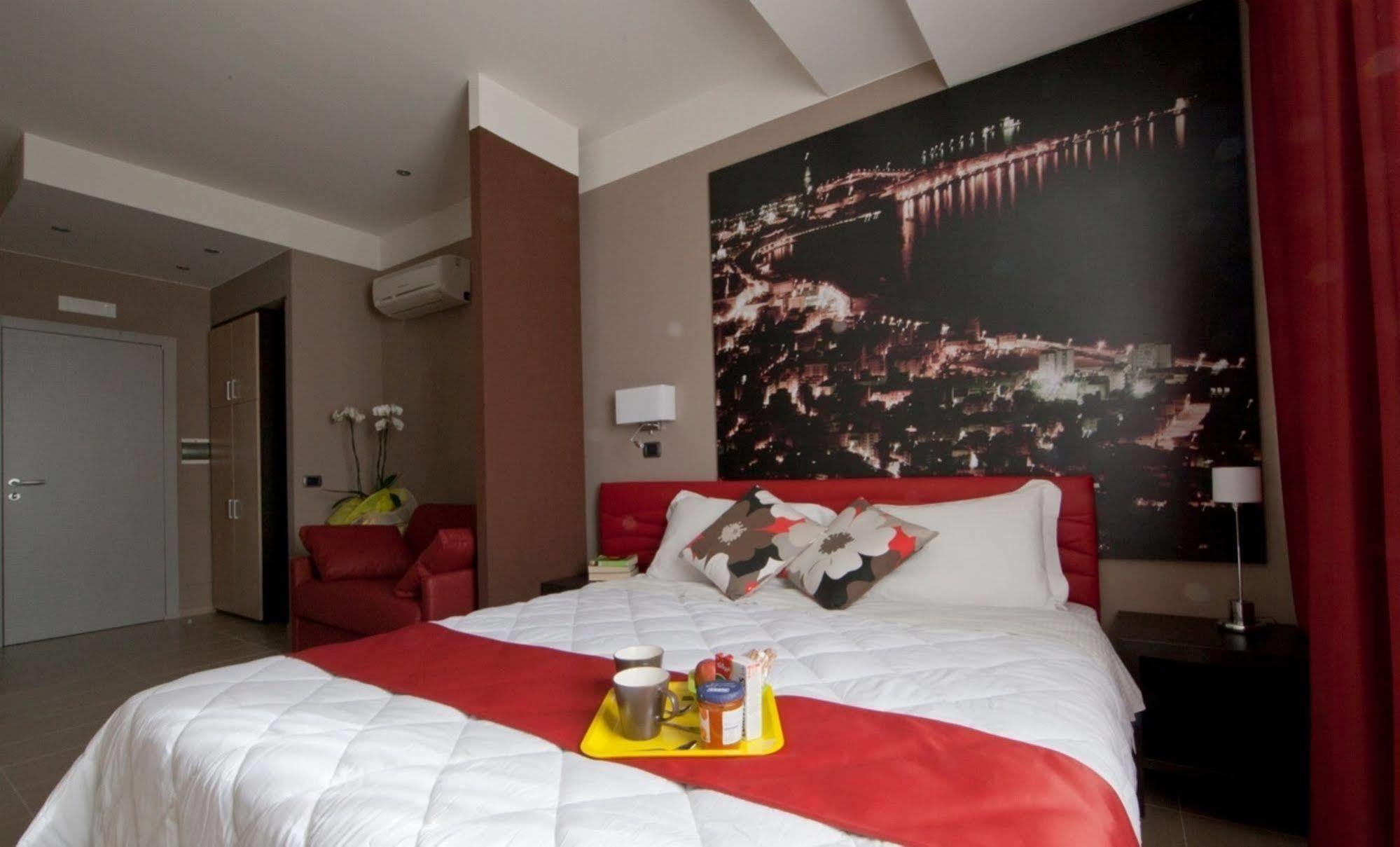 Casa Vacanze Fardella Centrale Trapani Luaran gambar
